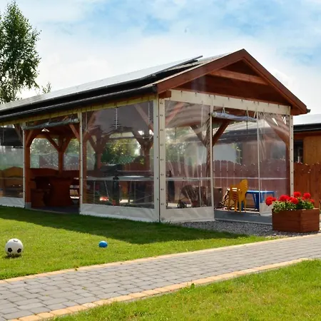 Piasek I Woda Drewniane W Grzybowie Semesterbostad *